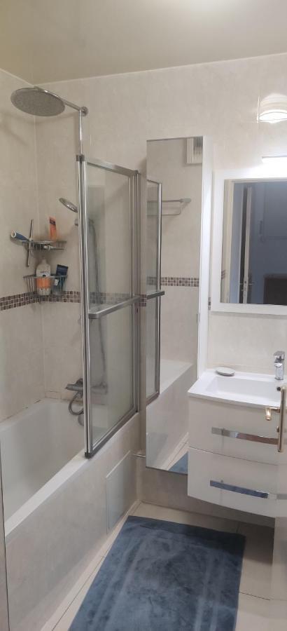 Chambre Chez L'Habitant A 5 Minutes Du Metro Ivry-sur-Seine Eksteriør billede